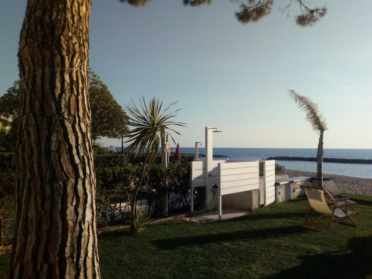 Villa A Diamante Sulla Spiaggia Belvedere Marittimo Exteriér fotografie